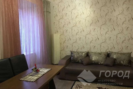 Сдам 3-х кімнатну квартиру, Центральный рынок, Код: 811316/1