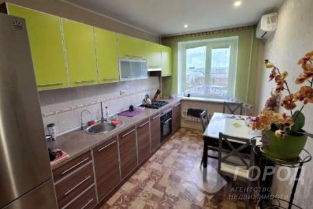 Продам 3-х кімнатну квартиру, Сосновая Горка, Код: 811354/36