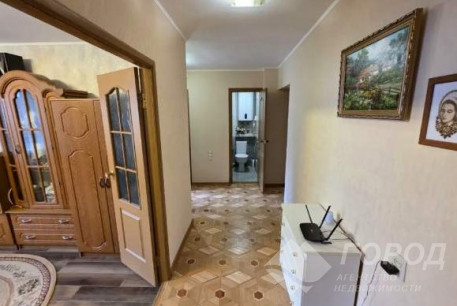 Продам 3-х кімнатну квартиру, Сосновая Горка, Код: 811354/36