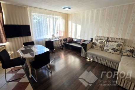 Продам 2-х кімнатну квартиру, Салтовка, 602 м/р, Код: 811354/63