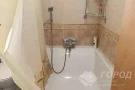 Сдам 2-х кімнатну квартиру, Рогань, Код: 811364/1