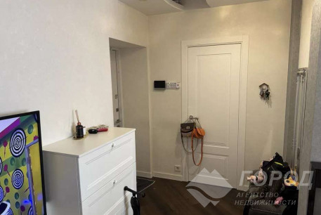 Продам 3-х кімнатну квартиру, Новые дома, Маршала Жукова метро (Дворец спорта), Код: 811374/1