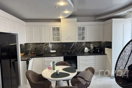 Продам 3-х кімнатну квартиру, Новые дома, Маршала Жукова метро (Дворец спорта), Код: 811374/1