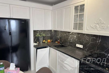 Продам 3-х кімнатну квартиру, Новые дома, Маршала Жукова метро (Дворец спорта), Код: 811374/1