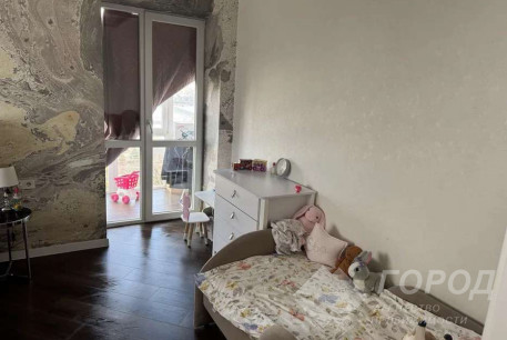 Продам 3-х кімнатну квартиру, Новые дома, Маршала Жукова метро (Дворец спорта), Код: 811374/1