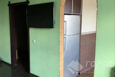 Продам 2-х кімнатну квартиру, ХТЗ, Пролетарская метро (Индустриальная), Код: 811381/1