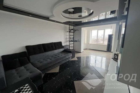 Продам 2-х кімнатну квартиру в новобудові, ХТЗ, ХТЗ метро, Код: 811394/1