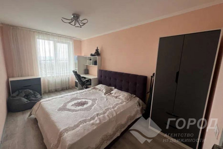 Продам 2-х кімнатну квартиру в новобудові, ХТЗ, ХТЗ метро, Код: 811394/1