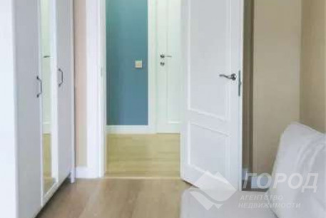 Продам 3-х кімнатну квартиру, Центр, Университет метро, Код: 811441/2