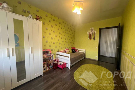 Сдам 4-х кімнатну квартиру, Алексеевка, Код: 811554/1