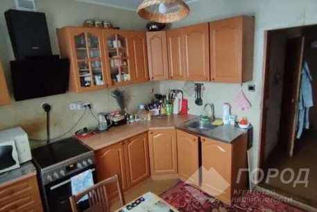 Продам 3-х кімнатну квартиру, Гагарина проспект, Защитников Украины метро (Площадь Восстания), Код: 811561/1