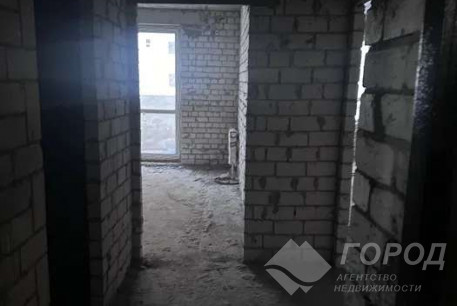 Продам 1-кімнатну квартиру в новобудові, ХТЗ, ХТЗ метро, Код: 811612/1