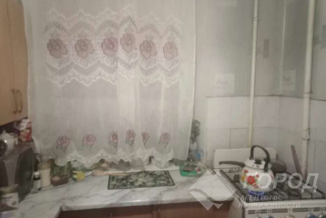 Продам 2-х кімнатну квартиру, ХТЗ, ХТЗ метро, Код: 811613/1