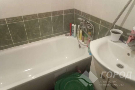 Продам 2-х кімнатну квартиру, ХТЗ, ХТЗ метро, Код: 811613/1