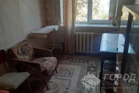 Сдам 3-х кімнатну квартиру, Рогань, Код: 811642/1