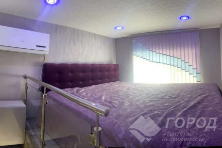 Сдам гостинку, Гагарина проспект, Защитников Украины метро (Площадь Восстания), Код: 811657/1