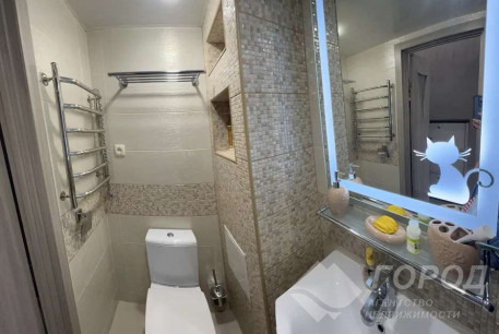 Сдам гостинку, Гагарина проспект, Защитников Украины метро (Площадь Восстания), Код: 811657/1