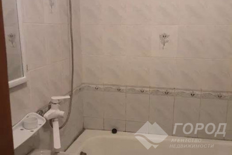 Сдам 2-х кімнатну квартиру, Алексеевка, Код: 811662/1