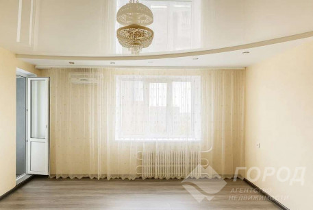 Продам 2-х кімнатну квартиру, Одесская, Кинотеатр "Салют", Код: 811682/2