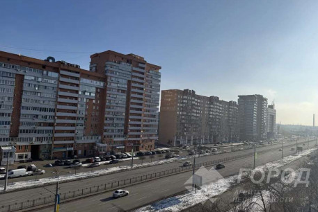 Продам 3-х кімнатну квартиру, Гагарина проспект, Код: 811688/1