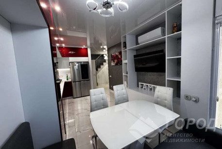 Продам 3-х кімнатну квартиру, Новые дома, Маршала Жукова метро (Дворец спорта), Код: 811816/1