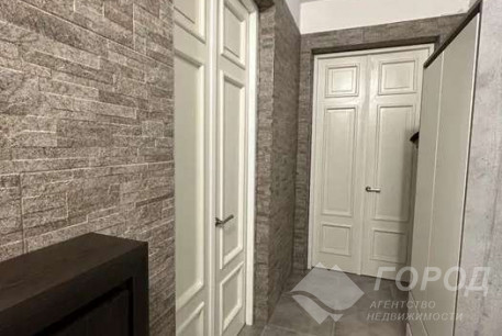 Продам 3-х кімнатну квартиру, ХТЗ, ХТЗ метро, Код: 811835/1