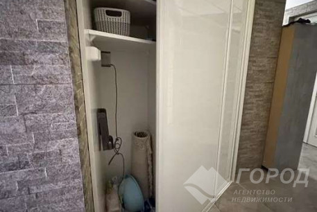 Продам 3-х кімнатну квартиру, ХТЗ, ХТЗ метро, Код: 811835/1