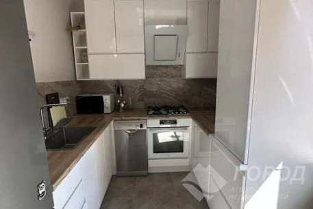 Продам 3-х кімнатну квартиру, ХТЗ, ХТЗ метро, Код: 811835/1