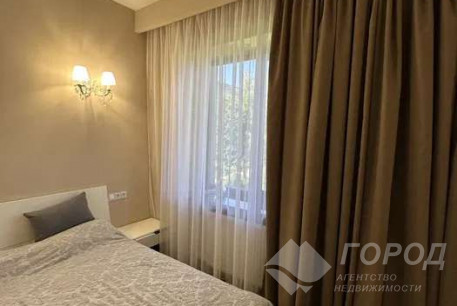 Продам 3-х кімнатну квартиру, ХТЗ, ХТЗ метро, Код: 811835/1