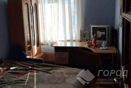 Продам 4-х кімнатну квартиру, Центральный рынок, Южный вокзал метро, Код: 811845/1