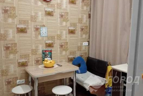 Продам 4-х кімнатну квартиру, Рогань, Код: 811874/1