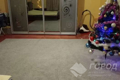 Продам 4-х кімнатну квартиру, Рогань, Код: 811874/1