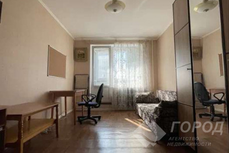 Сдам 1-кімнатну квартиру, Рогань, Код: 811878/2