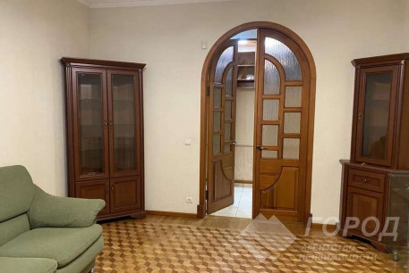 Сдам 2-х кімнатну квартиру, Центр, Исторический Музей метро, Код: 811888/1