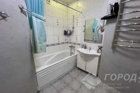 Продам 2-х кімнатну квартиру, Центр, Исторический Музей метро, Код: 811888/2