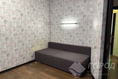 Продам 3-х кімнатну квартиру, Центр, Код: 811891/1