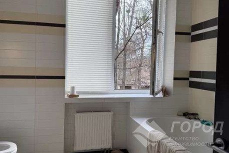 Продам 3-х кімнатну квартиру, Центр, Код: 811891/1