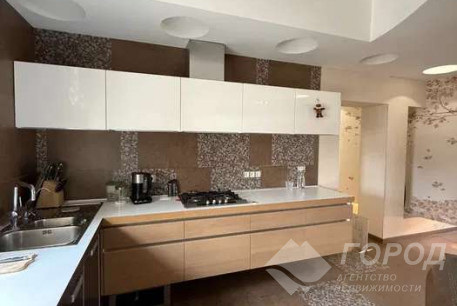 Продам 3-х кімнатну квартиру, Центр, Код: 811891/1