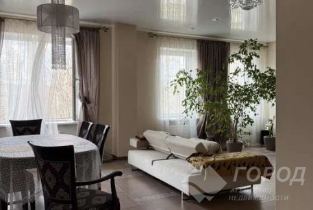 Продам 3-х кімнатну квартиру, Центр, Код: 811891/1