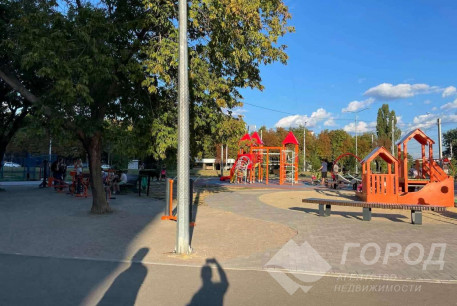 Сдам 4-х кімнатну квартиру, Новые дома, Маршала Жукова метро (Дворец спорта), Код: 811904/1