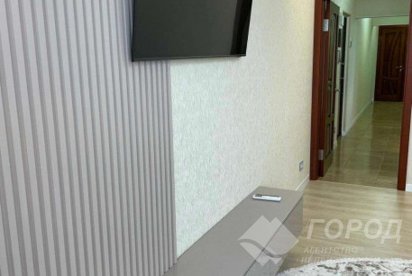 Сдам 4-х кімнатну квартиру, Новые дома, Маршала Жукова метро (Дворец спорта), Код: 811904/1