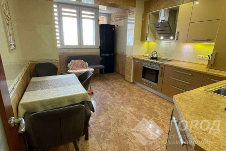 Сдам 4-х кімнатну квартиру, Новые дома, Маршала Жукова метро (Дворец спорта), Код: 811904/1