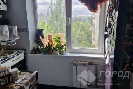 Продам 4-х кімнатну квартиру, Салтовка, Студенческая метро, Код: 811955/2
