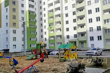 Продам 2-х кімнатну квартиру в новобудові, ХТЗ, ХТЗ метро, Код: 811967/1