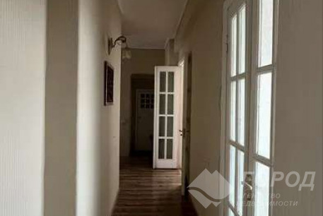 Продам 5-и кімнатну квартиру, Центр, Код: 811991/1