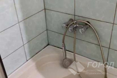 Сдам гостинку, ХТЗ, Пролетарская метро (Индустриальная), Код: 812011/1