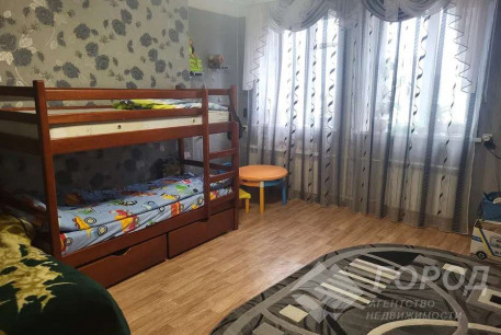 Продам 1-кімнатну квартиру, Центр, Код: 812017/1