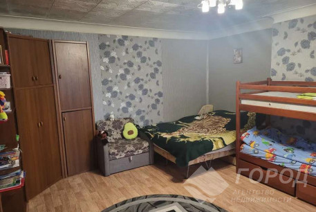 Продам 1-кімнатну квартиру, Центр, Код: 812017/1