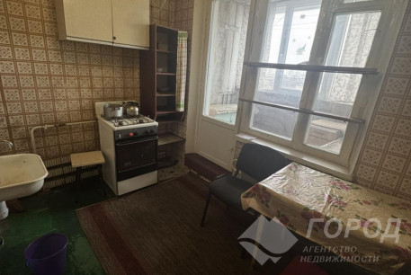 Продам 1-кімнатну квартиру, ХТЗ, Пролетарская метро (Индустриальная), Код: 812042/1