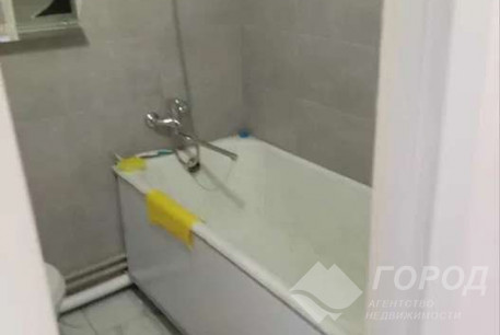 Сдам гостинку, Новые дома, Коммунальный рынок, Код: 812094/1